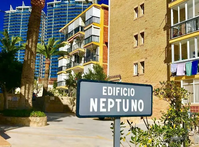 Neptuno On The 公寓 *